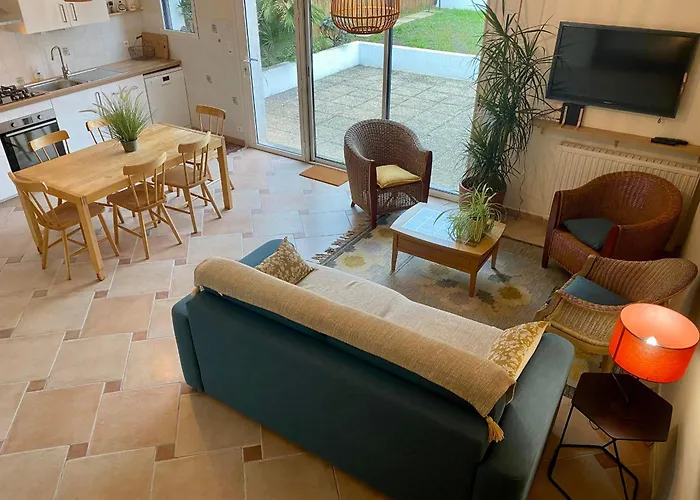 Charmante Maison Au Coeur D'un Village Paludier, Proche Et Plages, Terrasse Et Wifi - Fr-1-306-1227 * 盖朗德